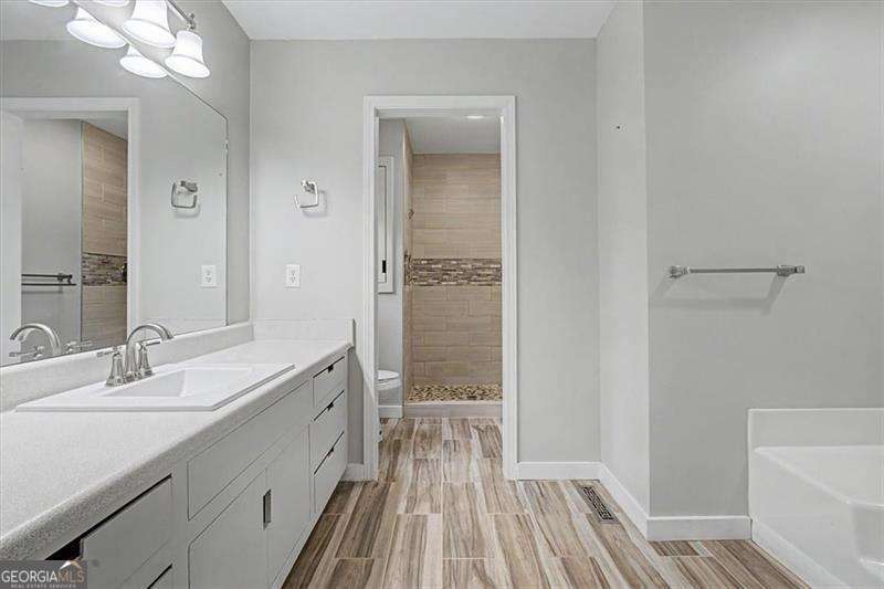 23 Spring Meadows Lane Nw Property Photo 15