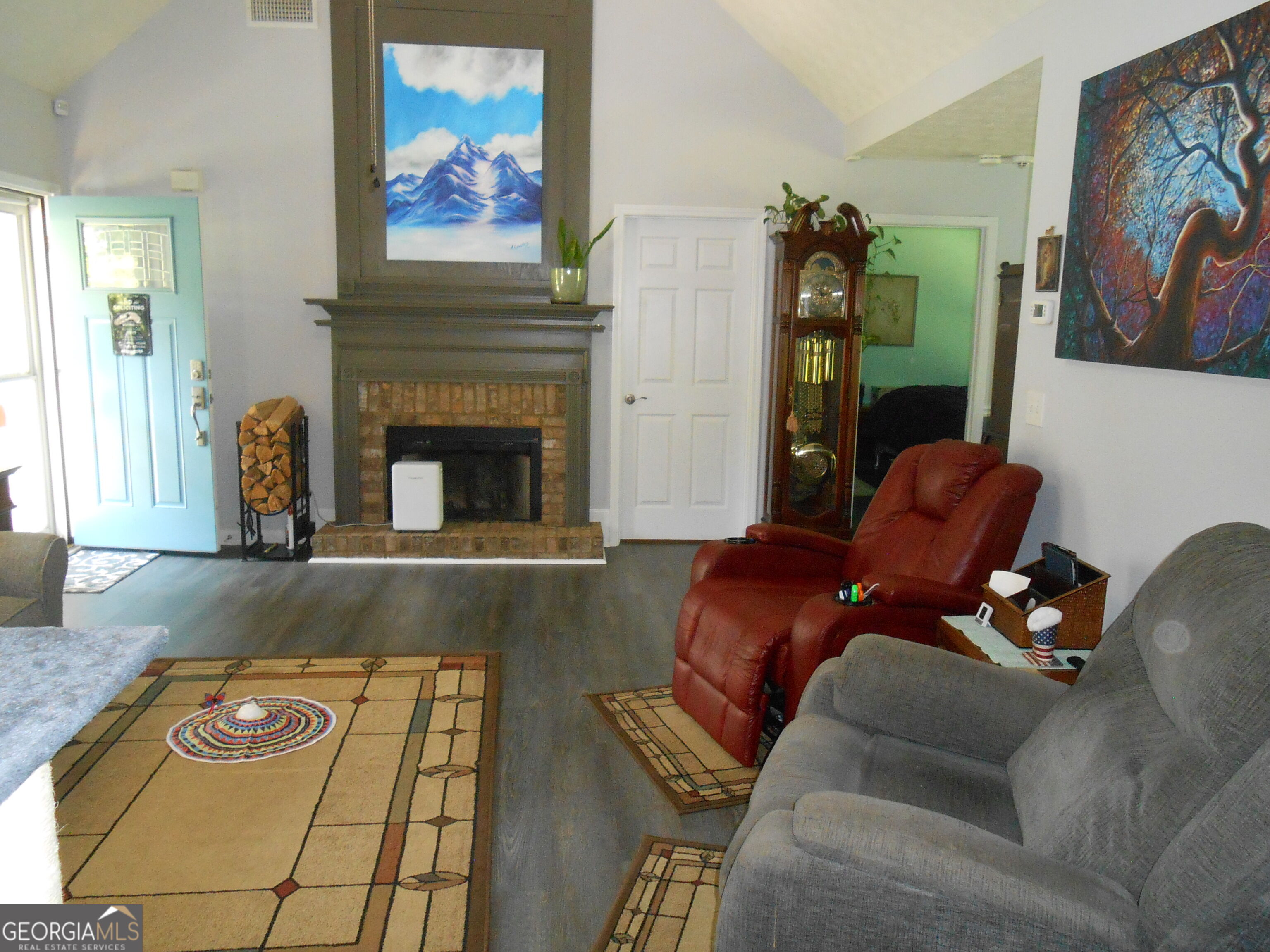 209 Pebble Creek Drive Property Photo 5