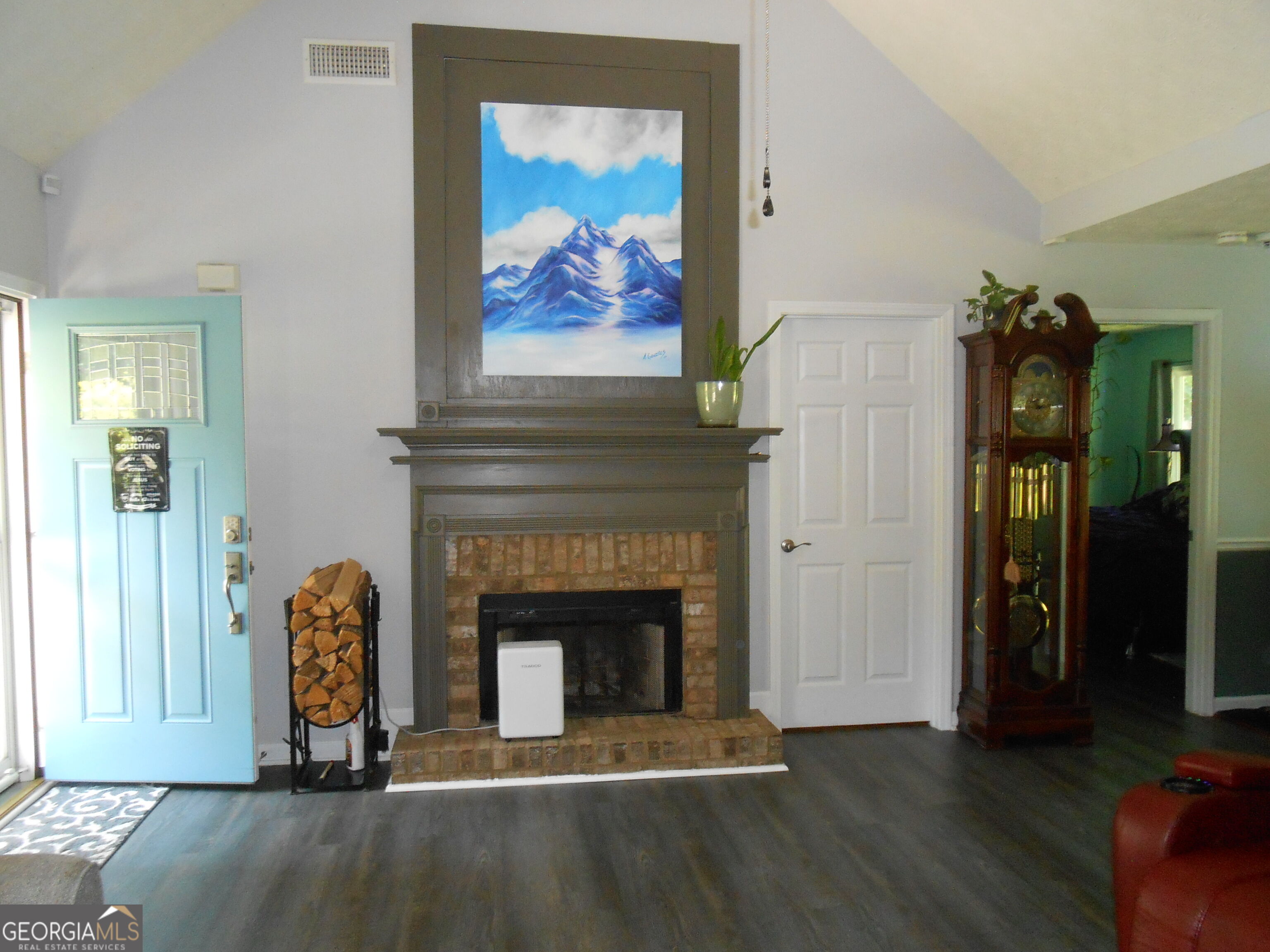 209 Pebble Creek Drive Property Photo 7