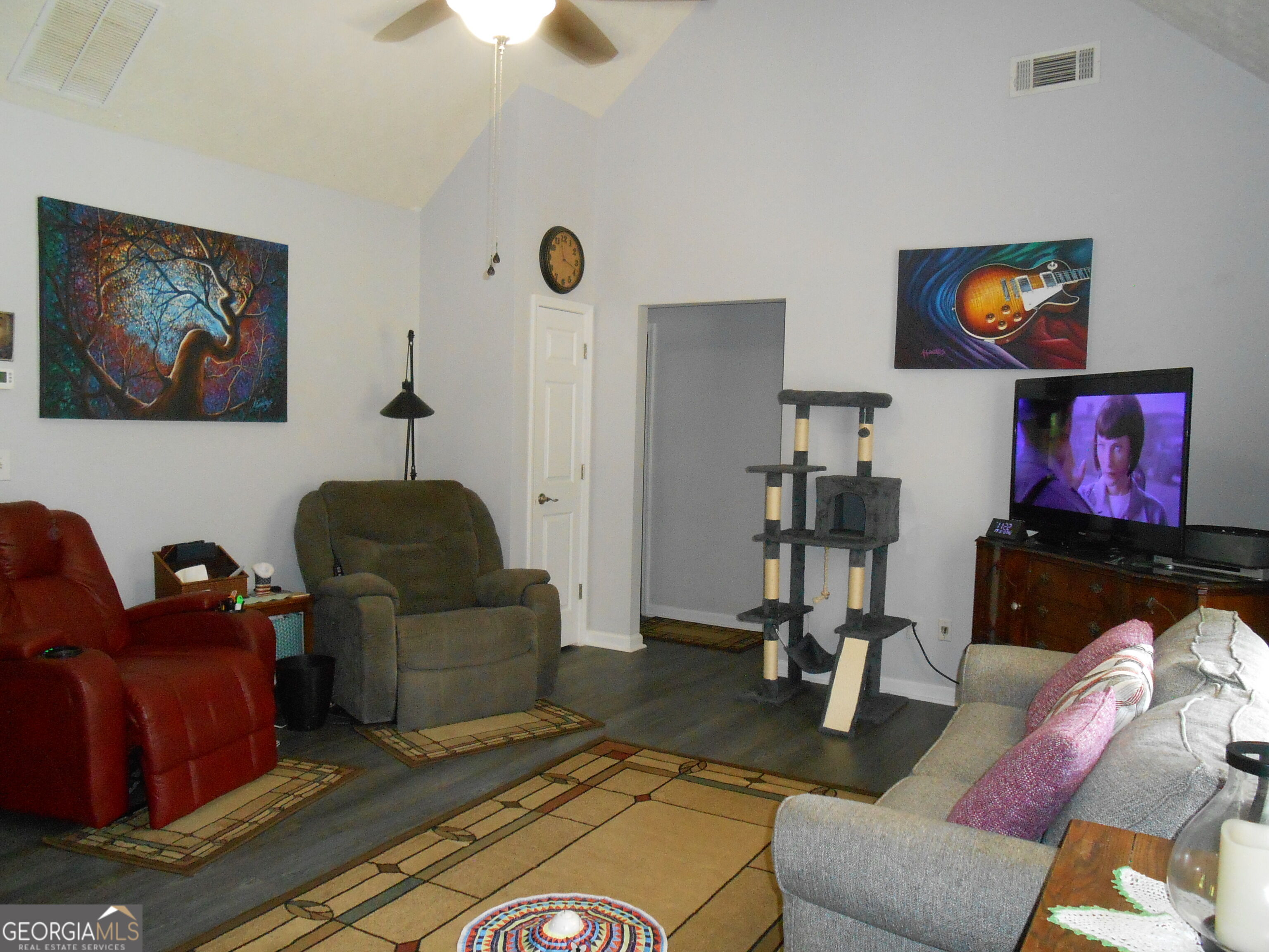 209 Pebble Creek Drive Property Photo 8