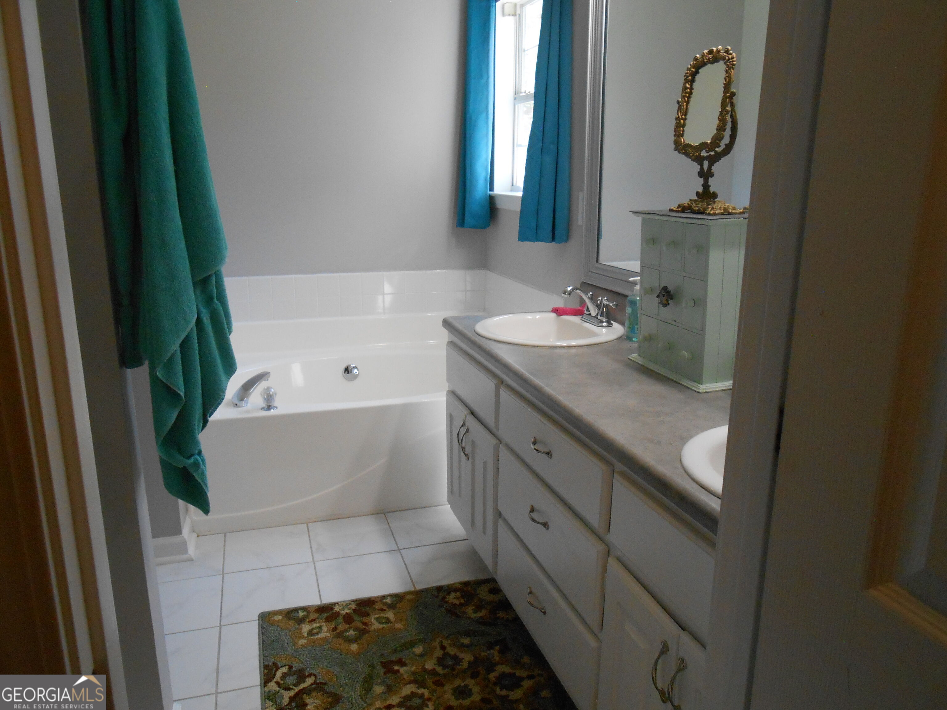 209 Pebble Creek Drive Property Photo 14