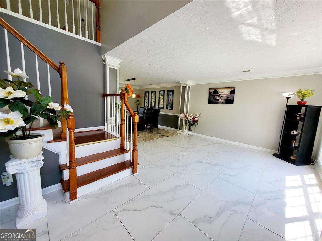 2507 Hice Way Sw Property Photo 3