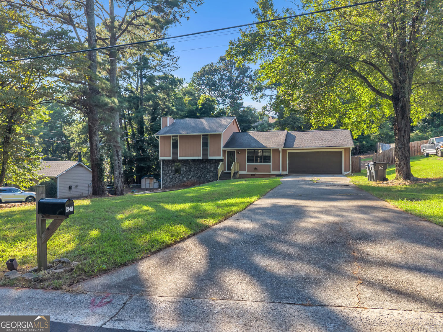 631 Brighton Drive Nw Property Photo 5