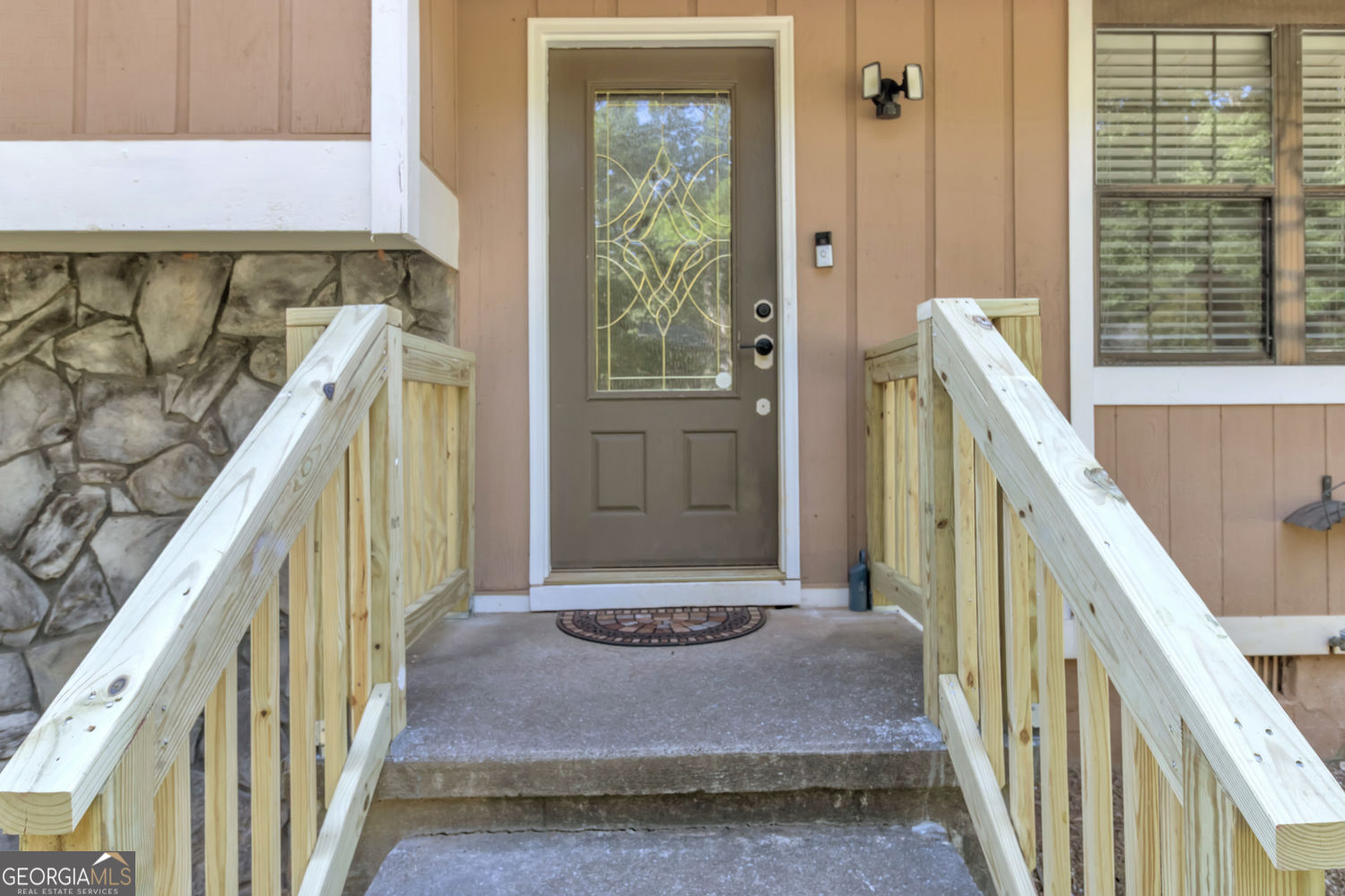 631 Brighton Drive Nw Property Photo 8