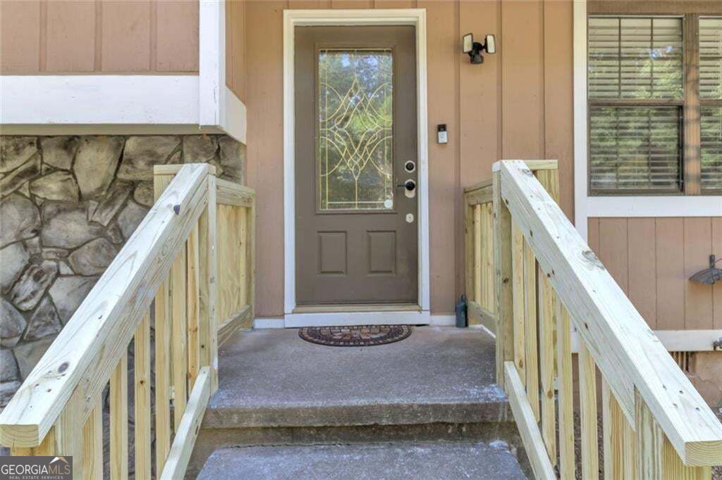 631 Brighton Drive Nw Property Photo 8