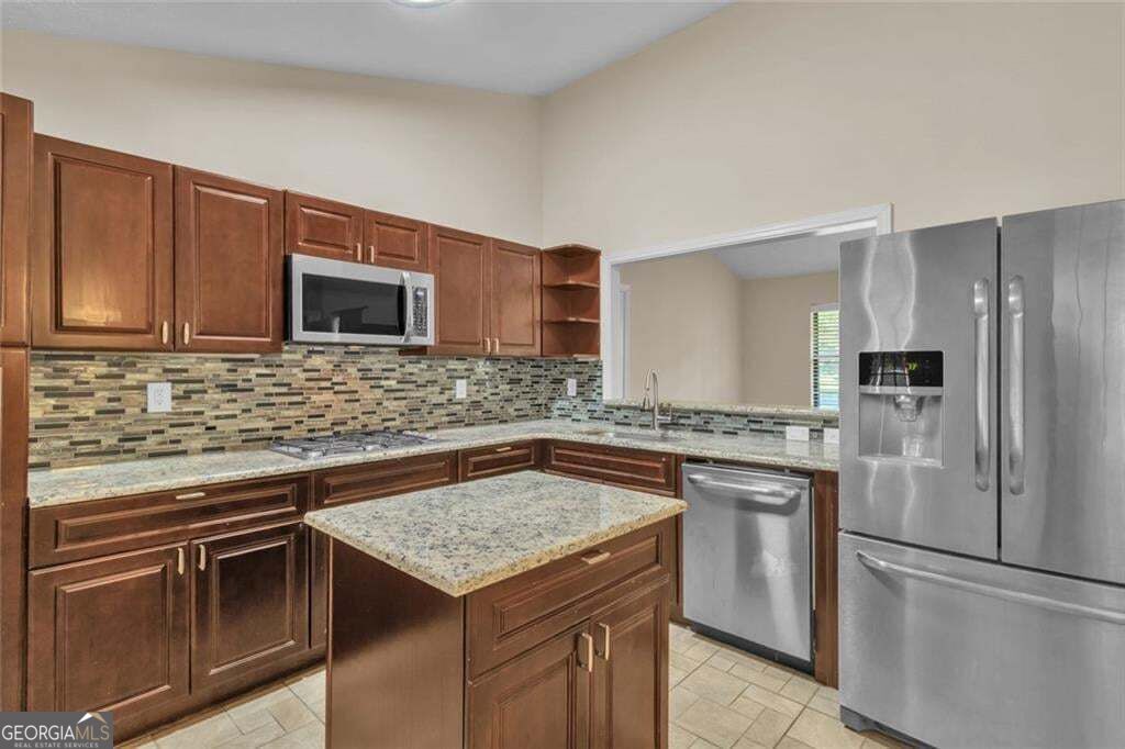 631 Brighton Drive Nw Property Photo 14