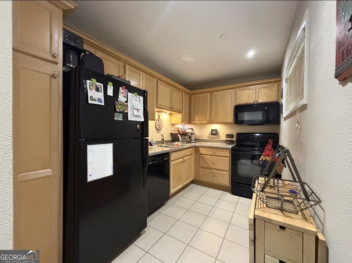 250 Little Street # D102 Property Photo 4