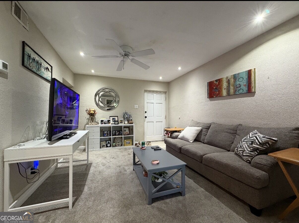 250 Little Street # D102 Property Photo 5