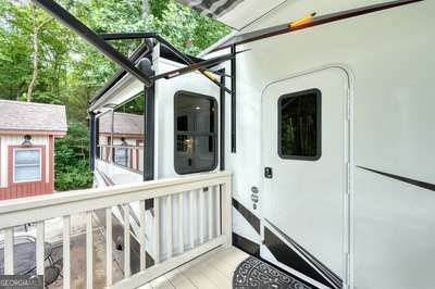 216 Bear Bend Property Photo 10