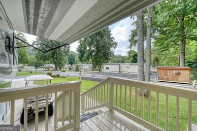 216 Bear Bend Property Photo 25