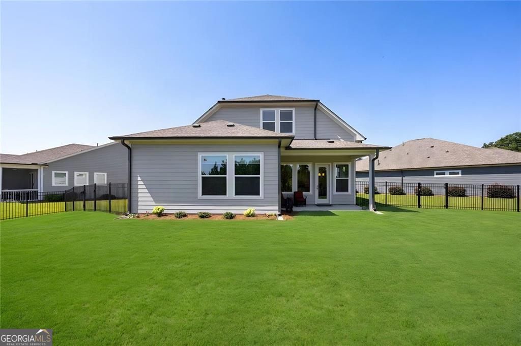 6853 River Rock Drive Property Photo 3