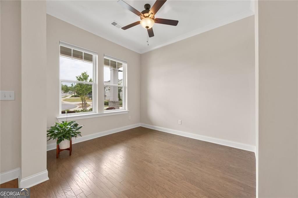 6853 River Rock Drive Property Photo 8