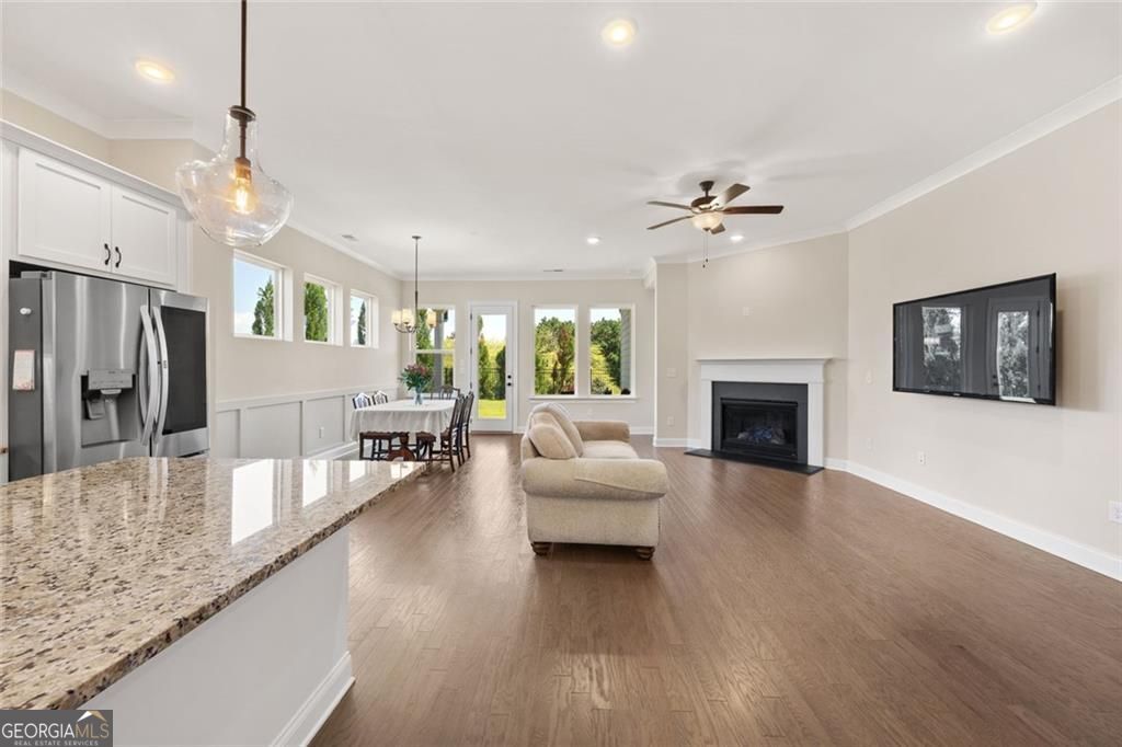 6853 River Rock Drive Property Photo 15