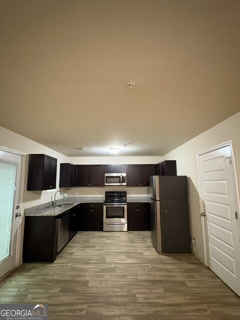 665 Carlton Pointe Drive # 7 Property Photo 3