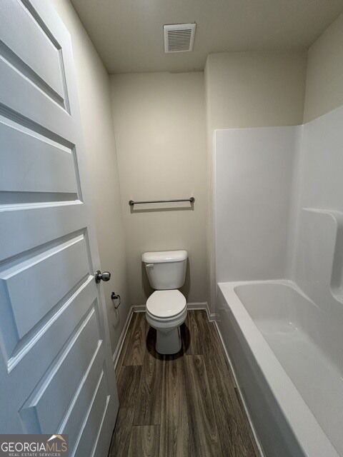665 Carlton Pointe Drive # 7 Property Photo 20
