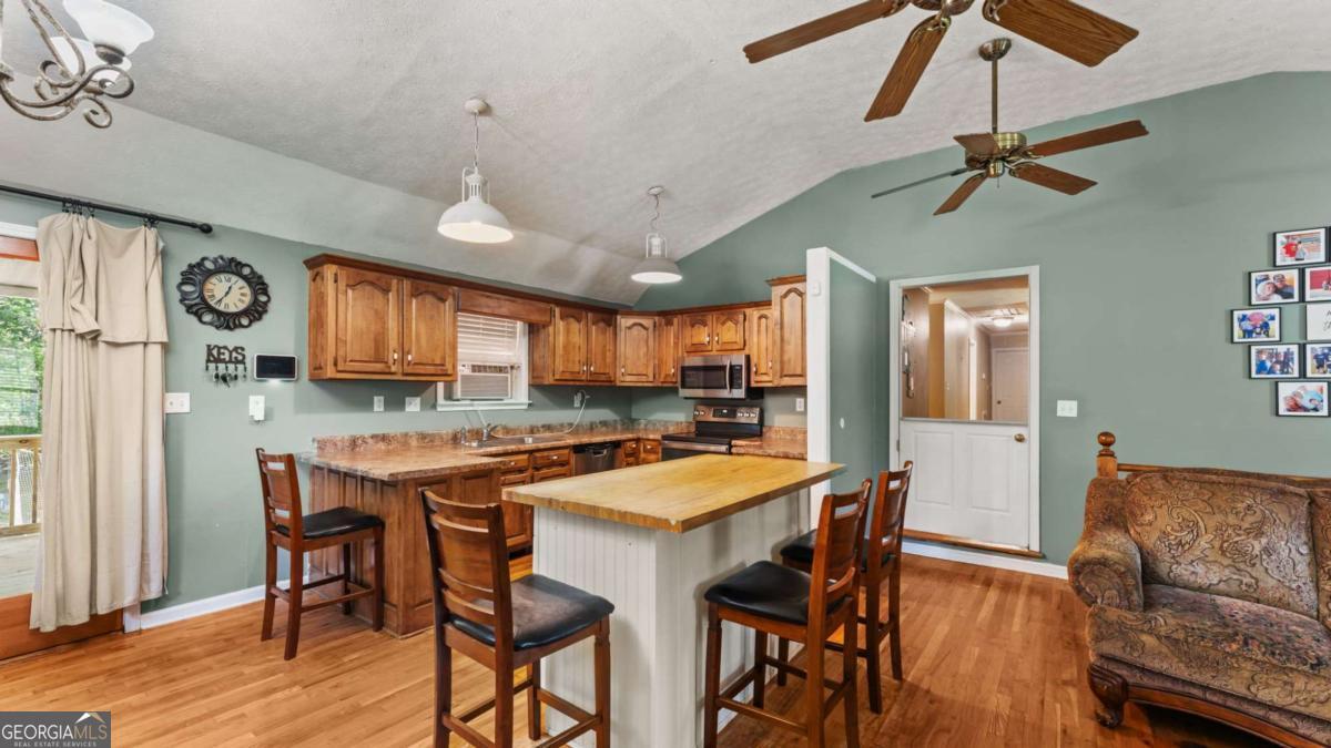 9 Atwood Drive Nw Property Photo 10