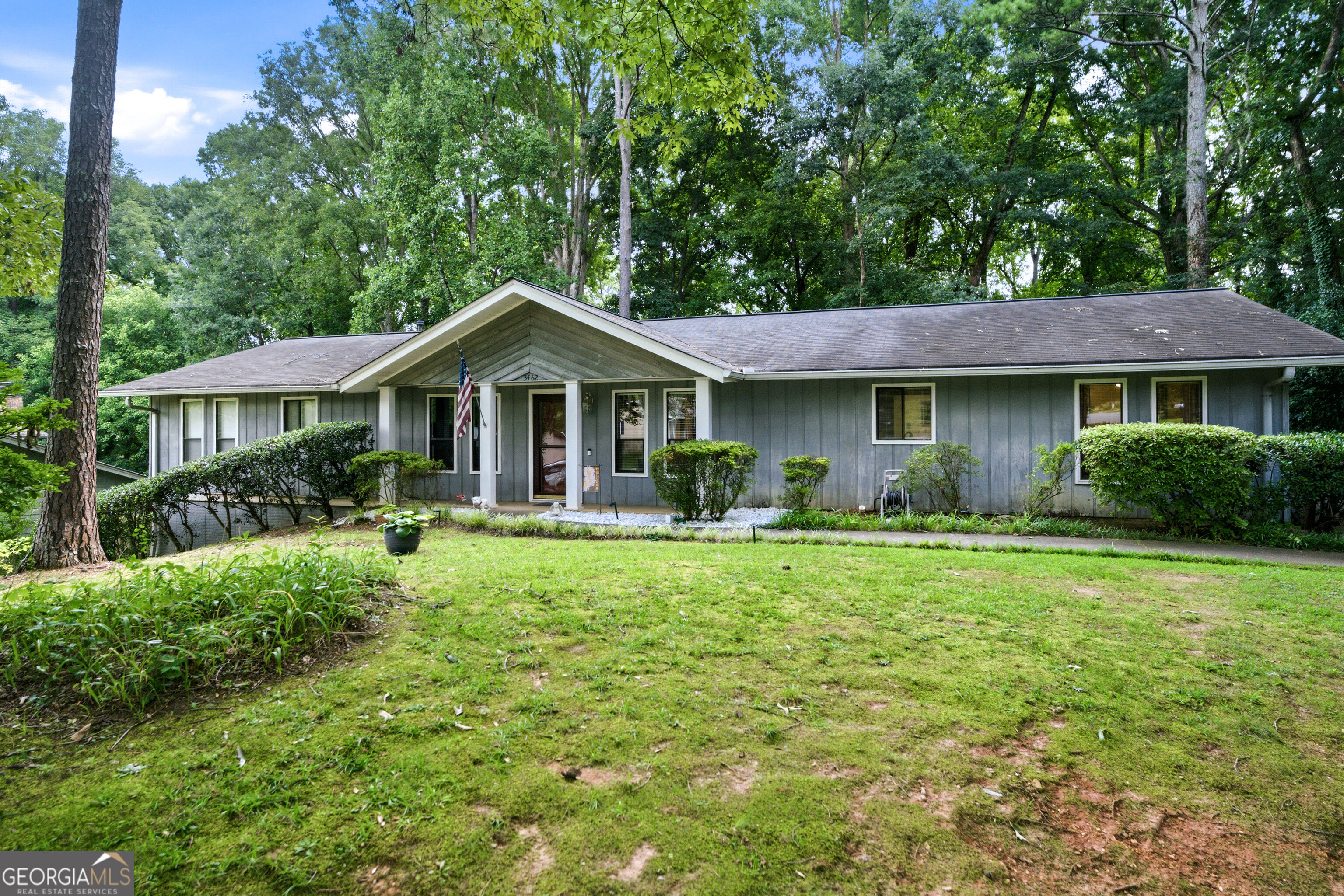 3462 Summie Drive Sw Property Photo 3