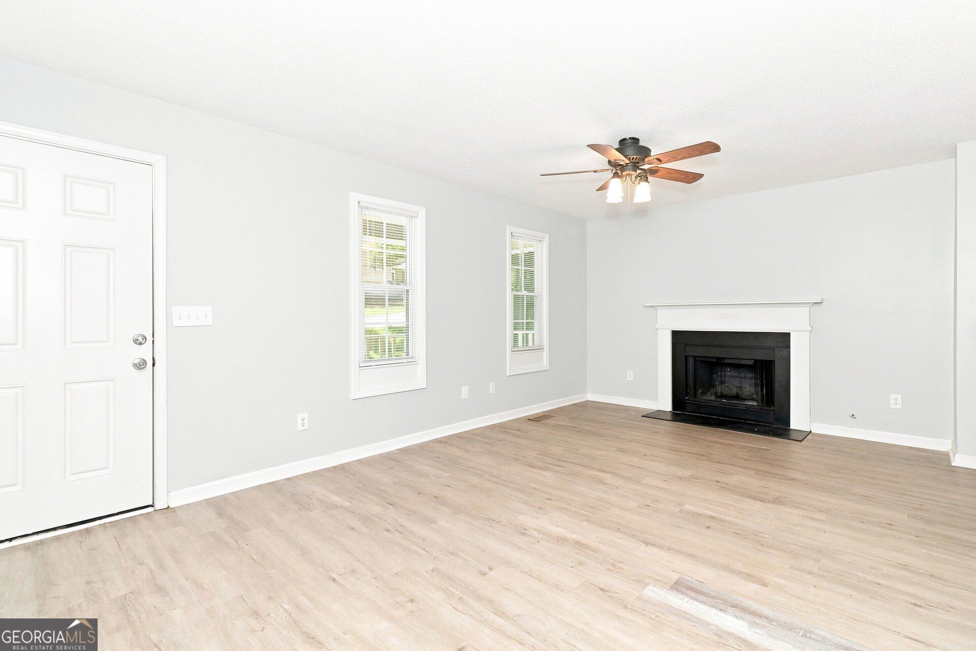 229 Hampton Drive Property Photo 7