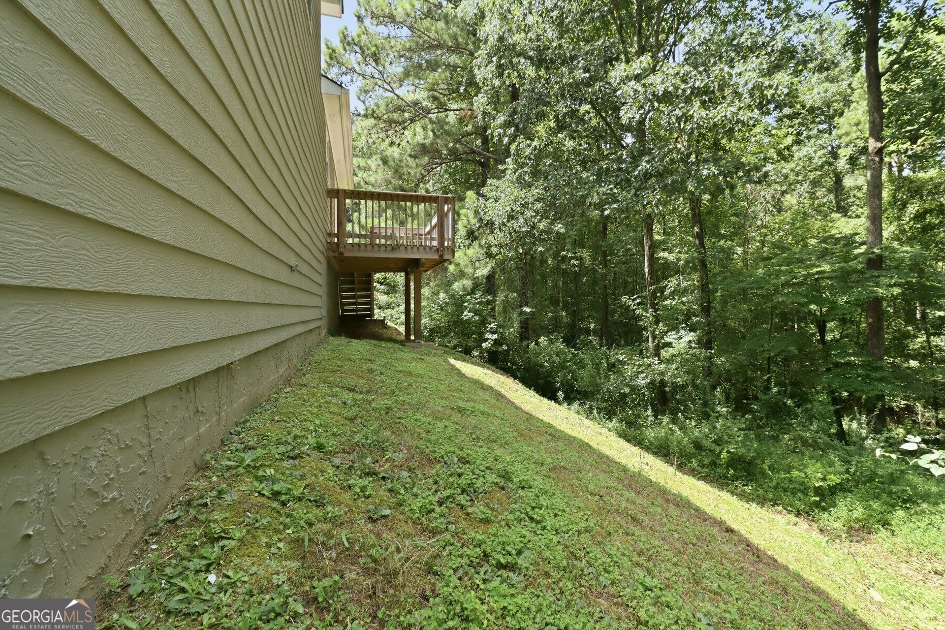 229 Hampton Drive Property Photo 15