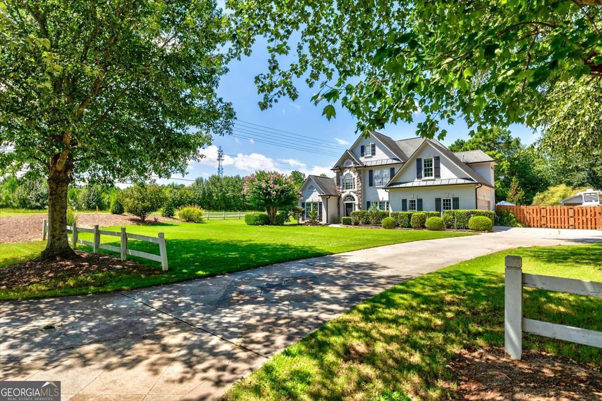 6255 Chestnut Hill Road Property Photo 1