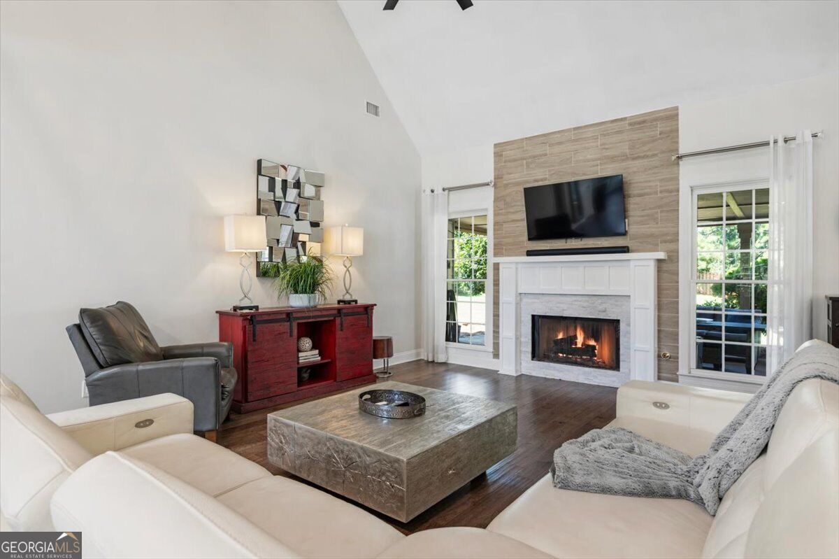 6255 Chestnut Hill Road Property Photo 15