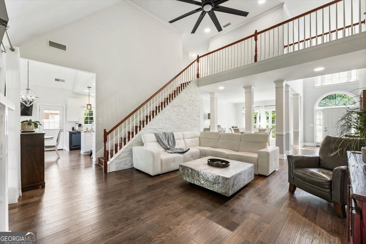 6255 Chestnut Hill Road Property Photo 17