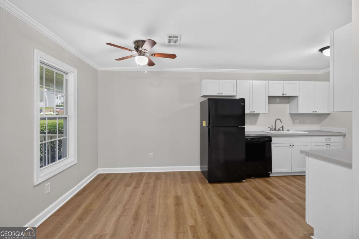 2141 Valley Oaks Drive Se Property Photo 7