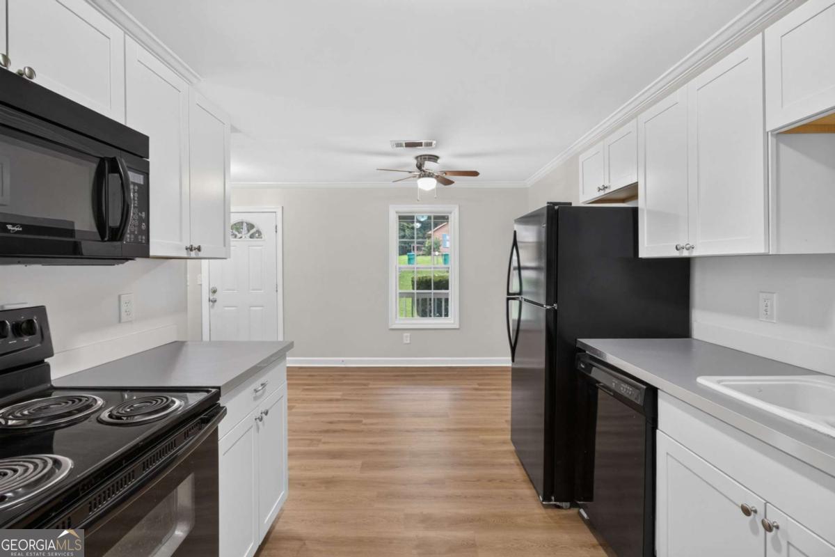 2141 Valley Oaks Drive Se Property Photo 12