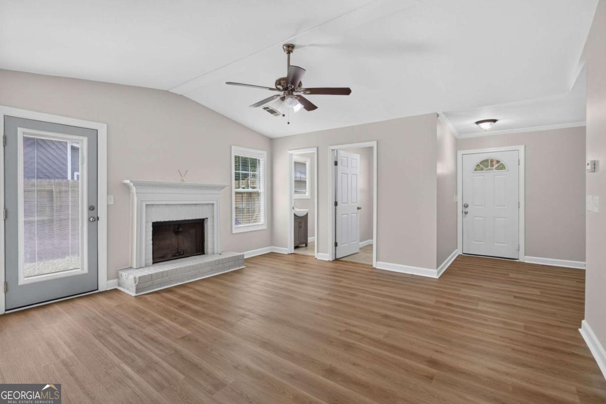 2141 Valley Oaks Drive Se Property Photo 16