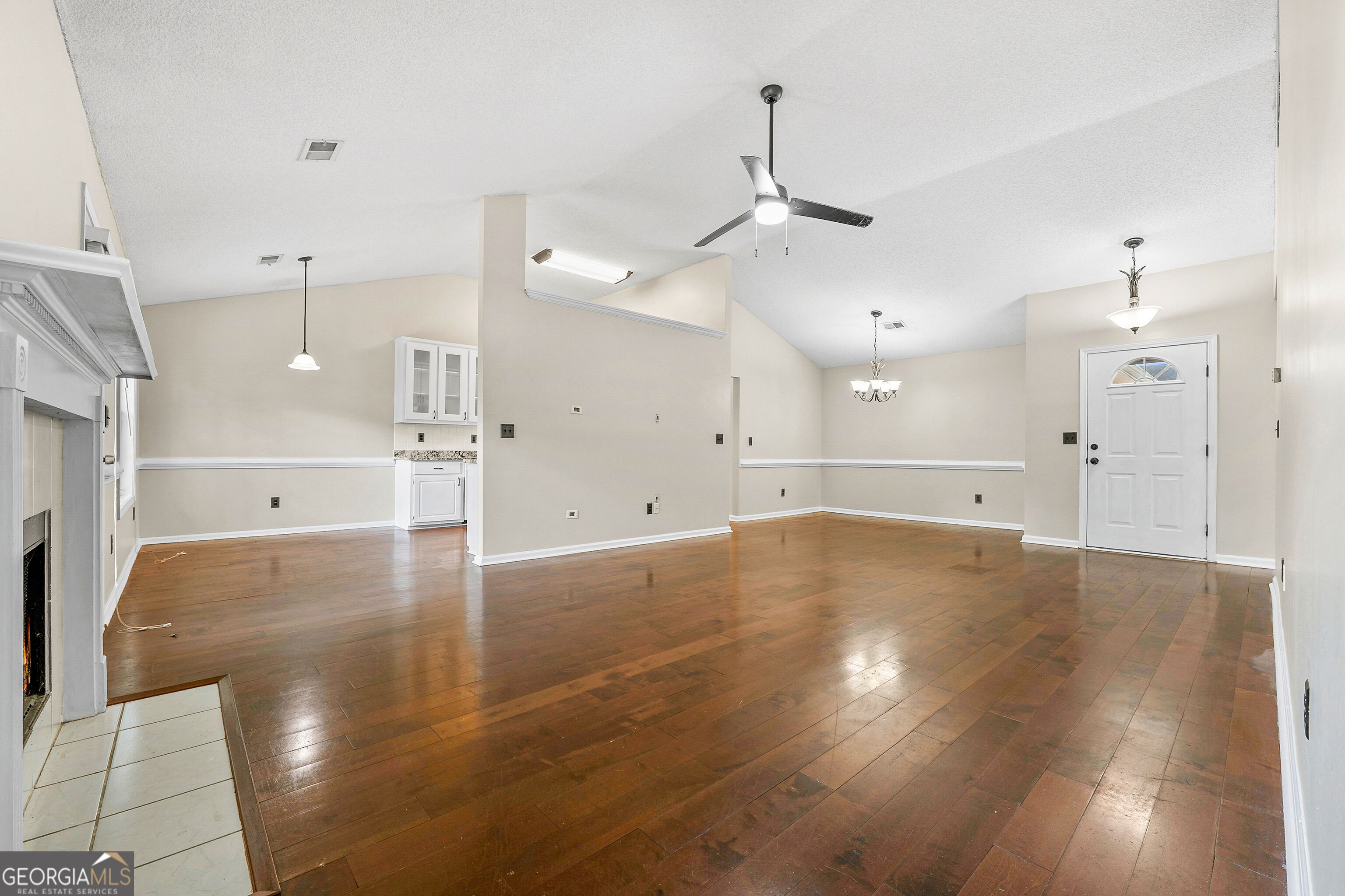 1909 Portwest Way Property Photo 6