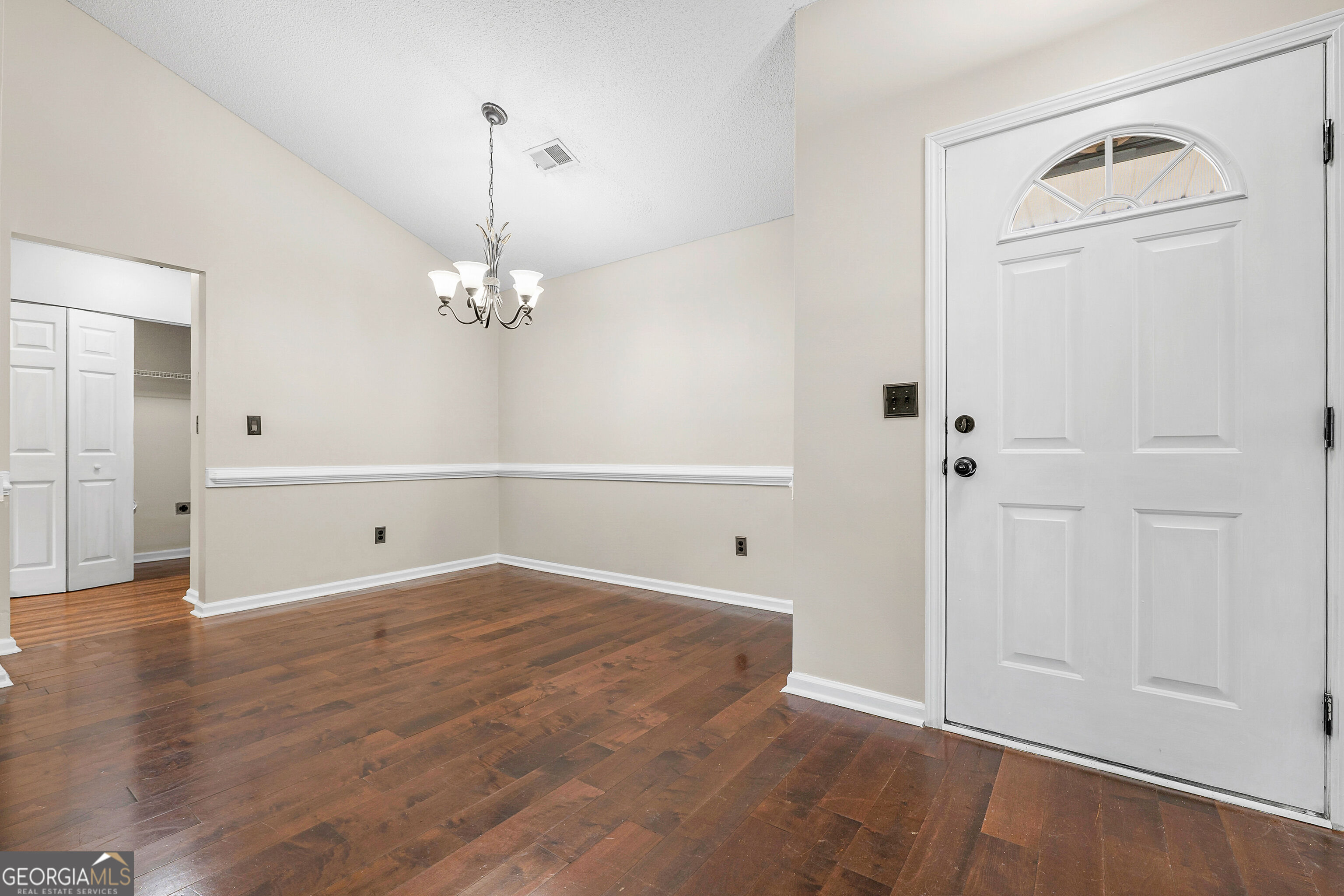 1909 Portwest Way Property Photo 7