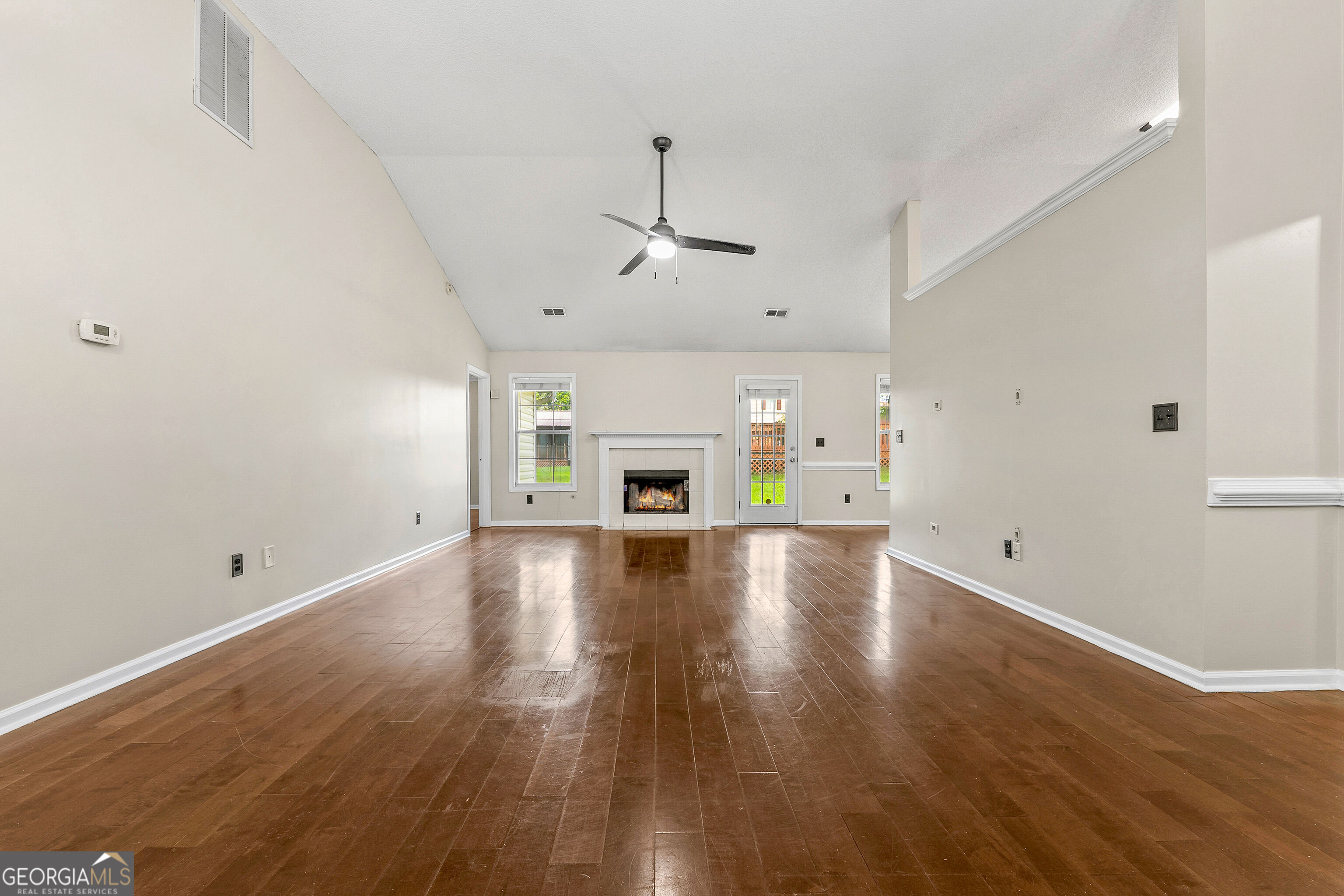 1909 Portwest Way Property Photo 8
