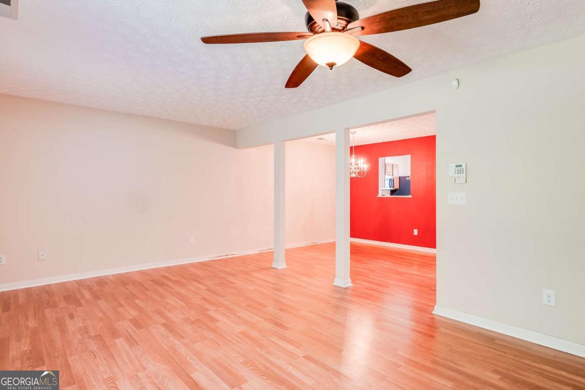 3542 Waldrop Trail Property Photo 11