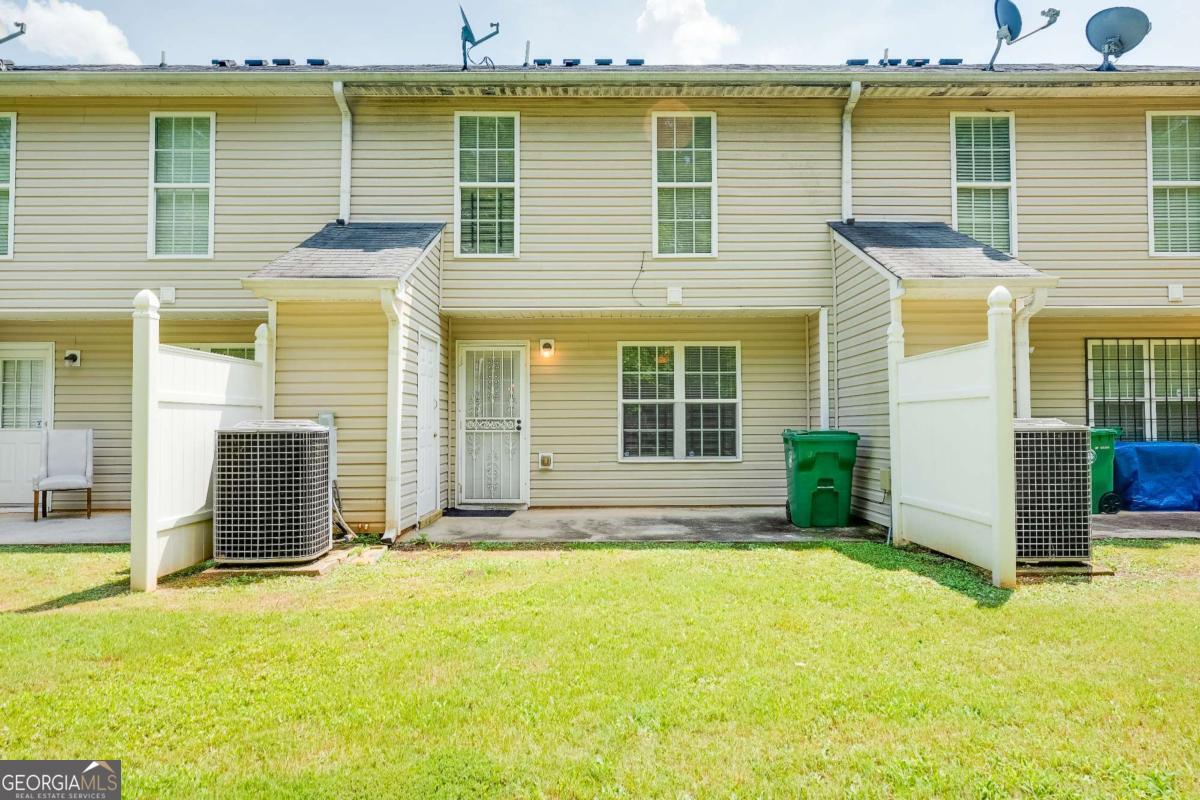 3542 Waldrop Trail Property Photo 12