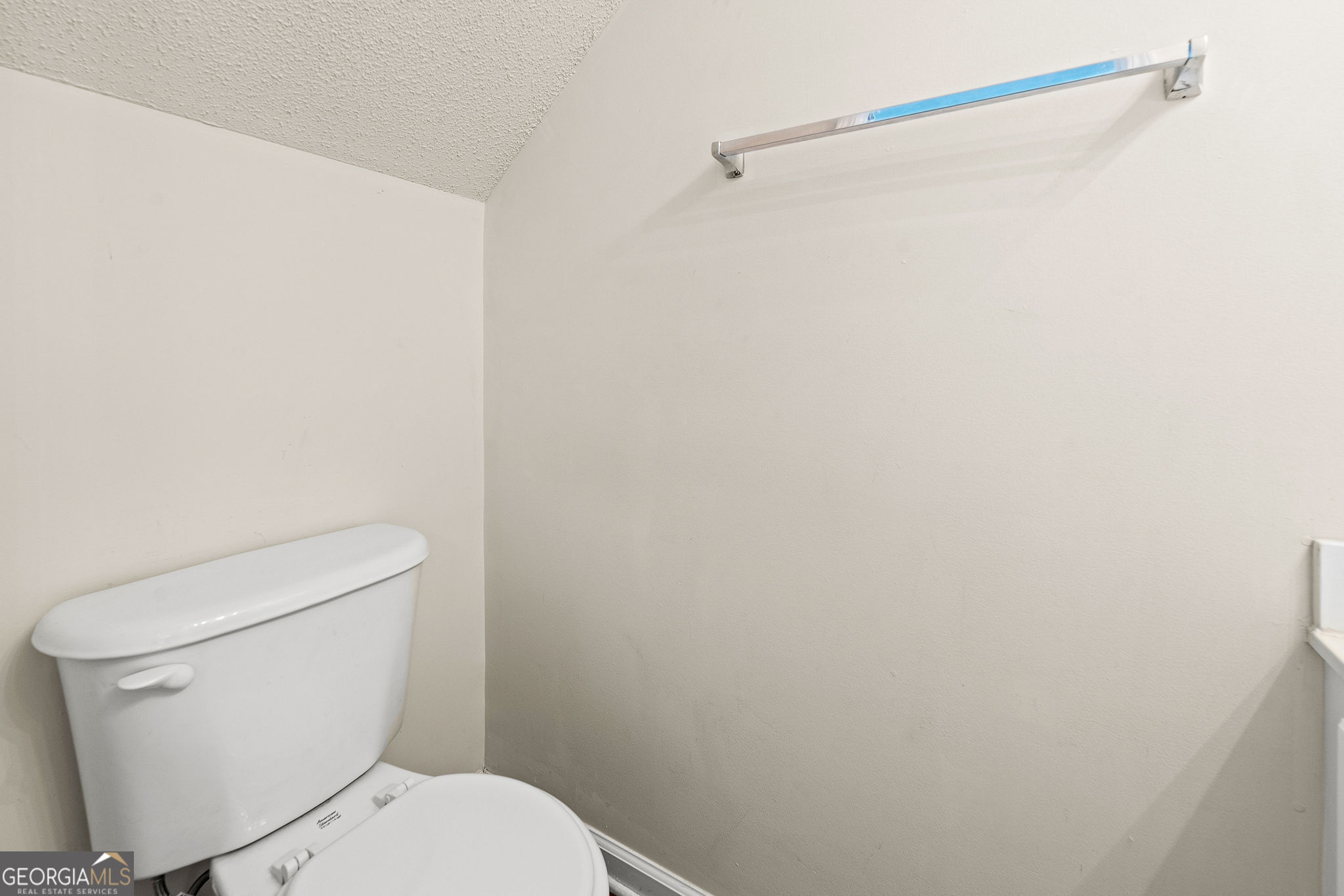 4100 Howell Park Road Property Photo 9