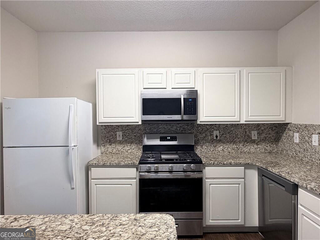 4100 Howell Park Road Property Photo 10