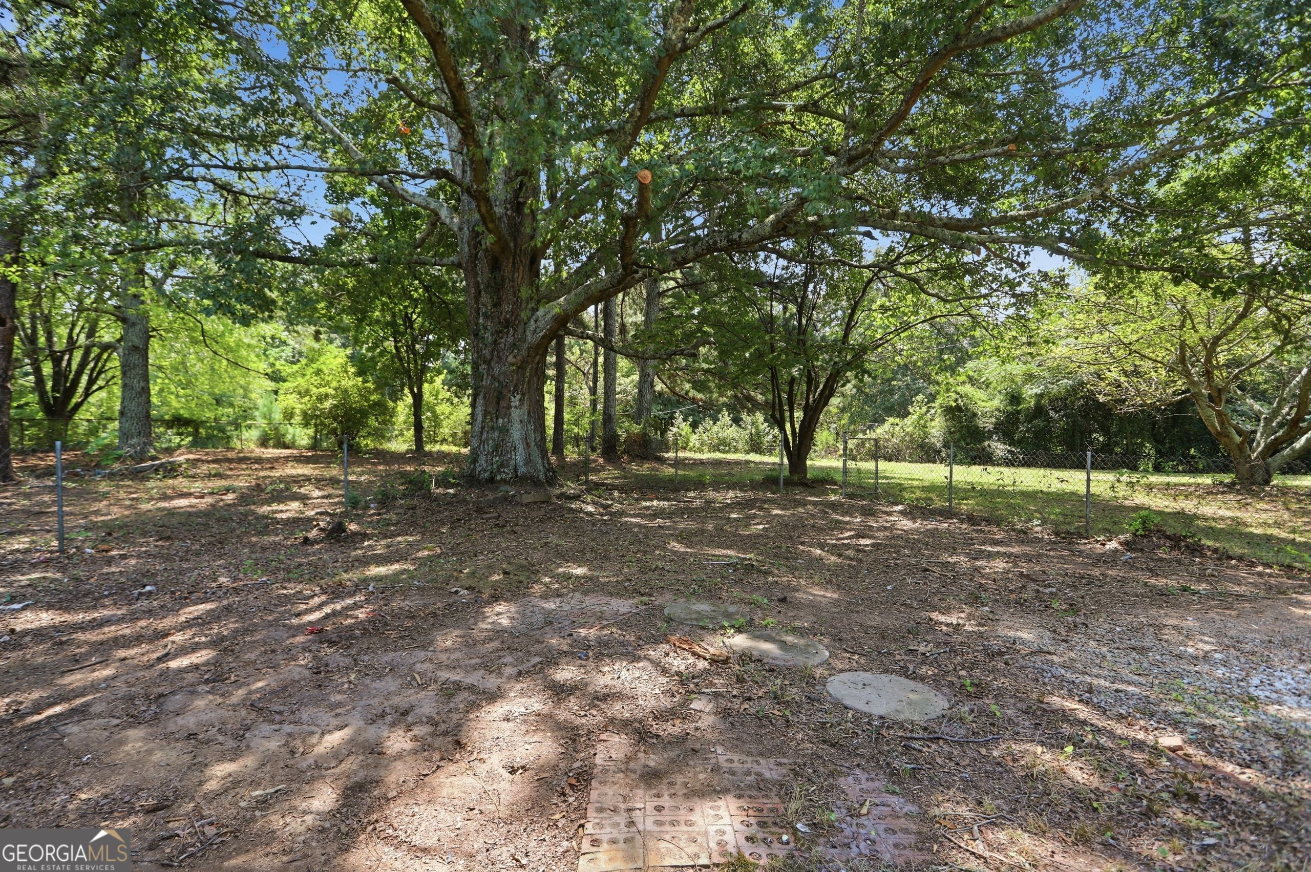 2001 Lietch Lane Ne Property Photo 29