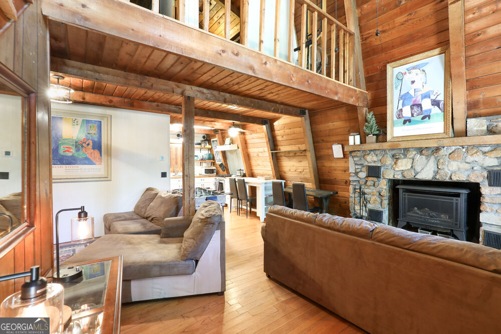 369 Normandy Trail Property Photo 3