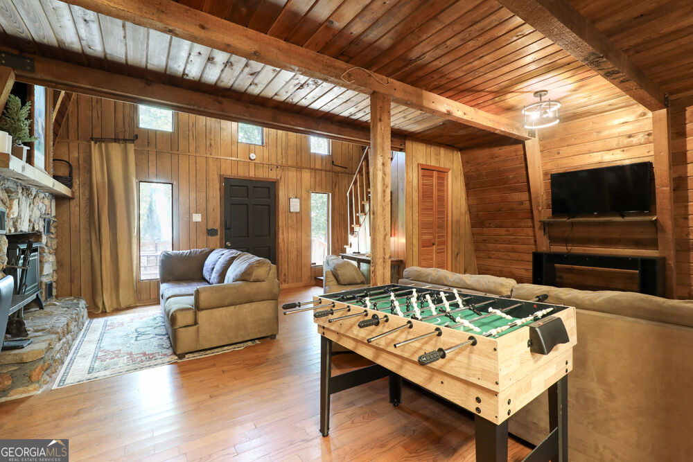 369 Normandy Trail Property Photo 7