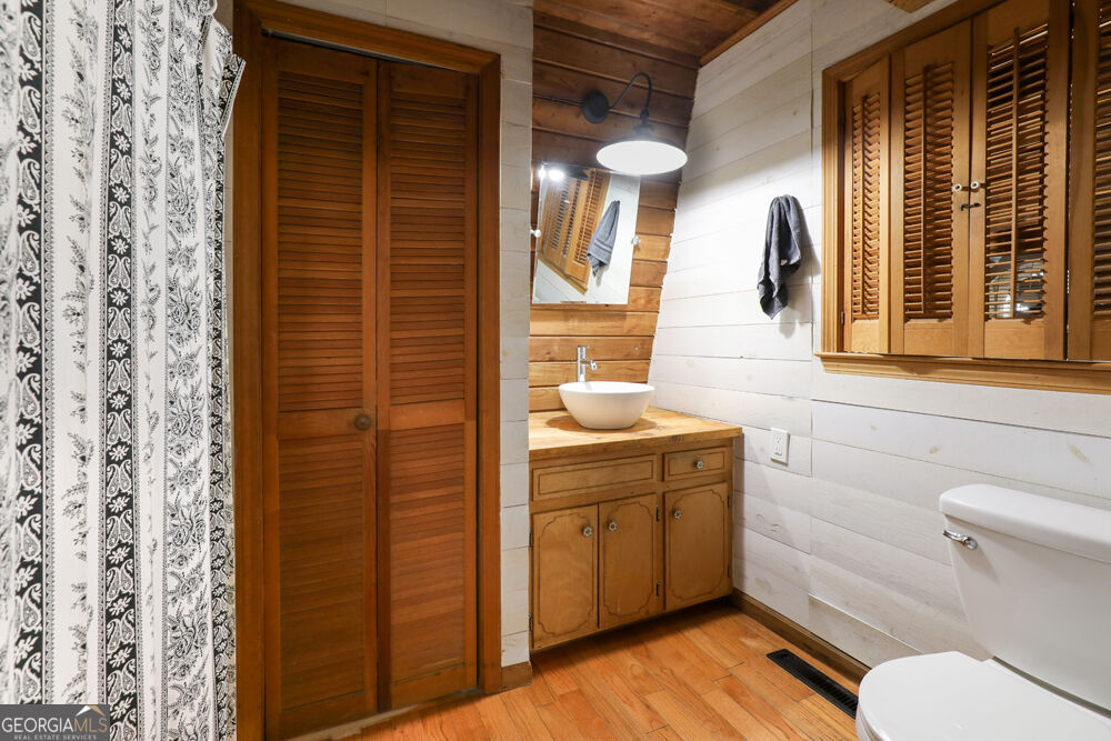 369 Normandy Trail Property Photo 11
