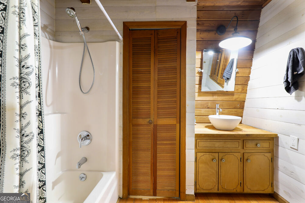 369 Normandy Trail Property Photo 12