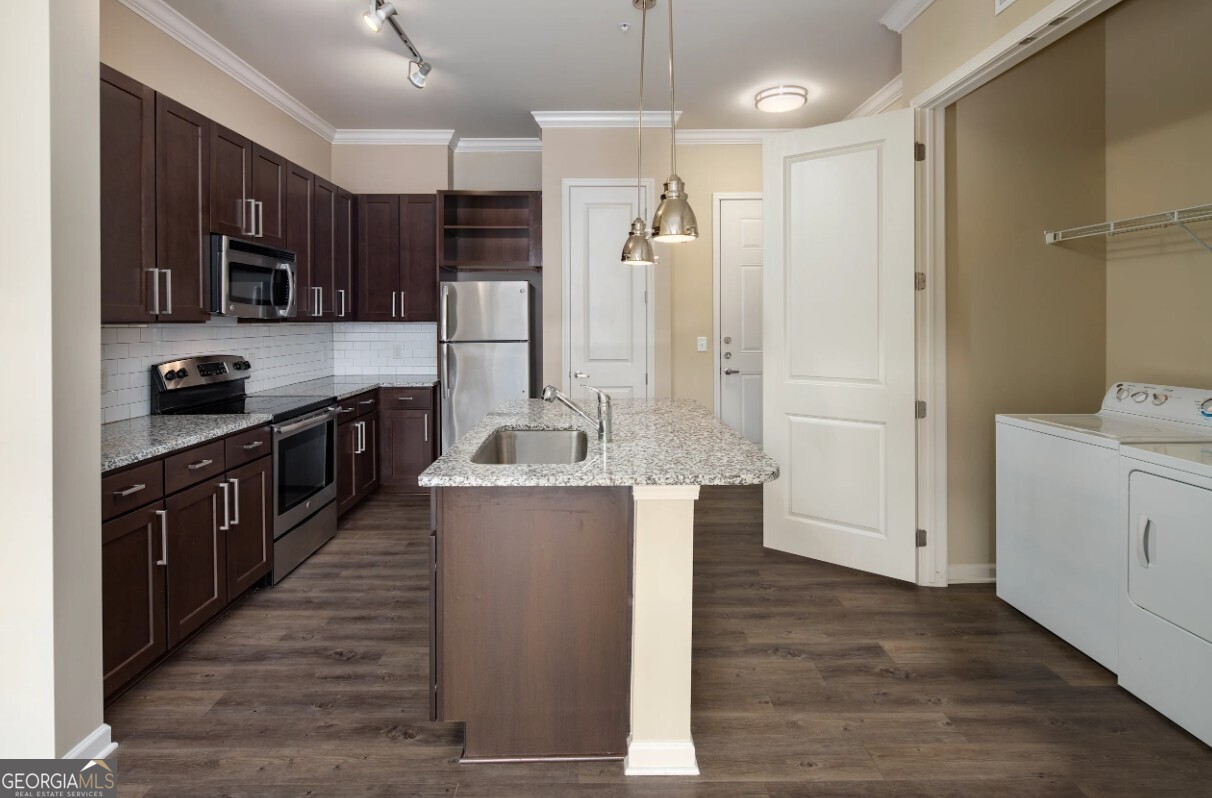 306 Ardmore Circle Nw # C124 Property Photo 3