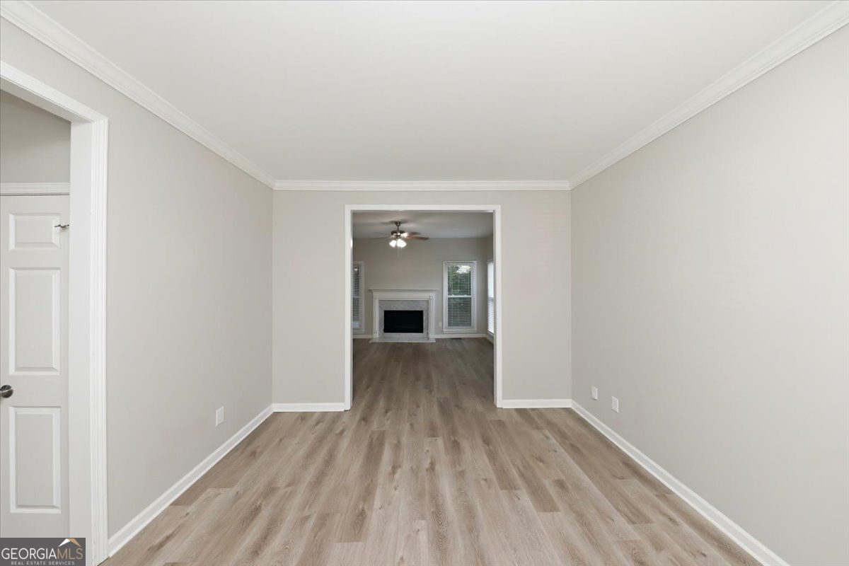 245 St Martins Drive Se Property Photo 10