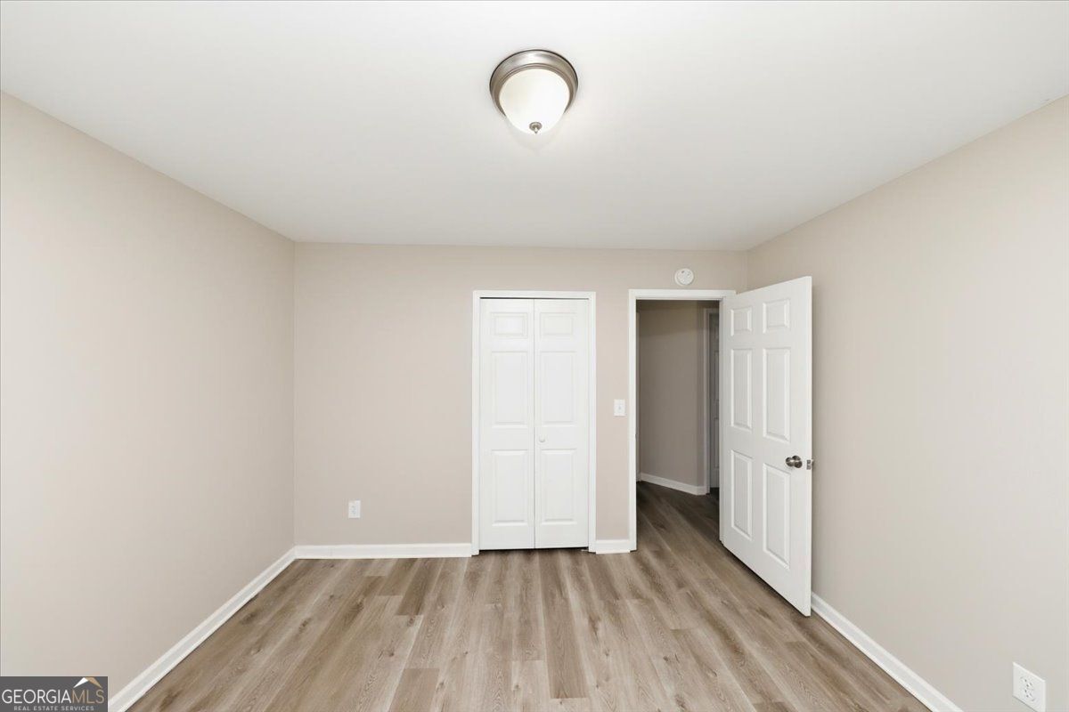 245 St Martins Drive Se Property Photo 27