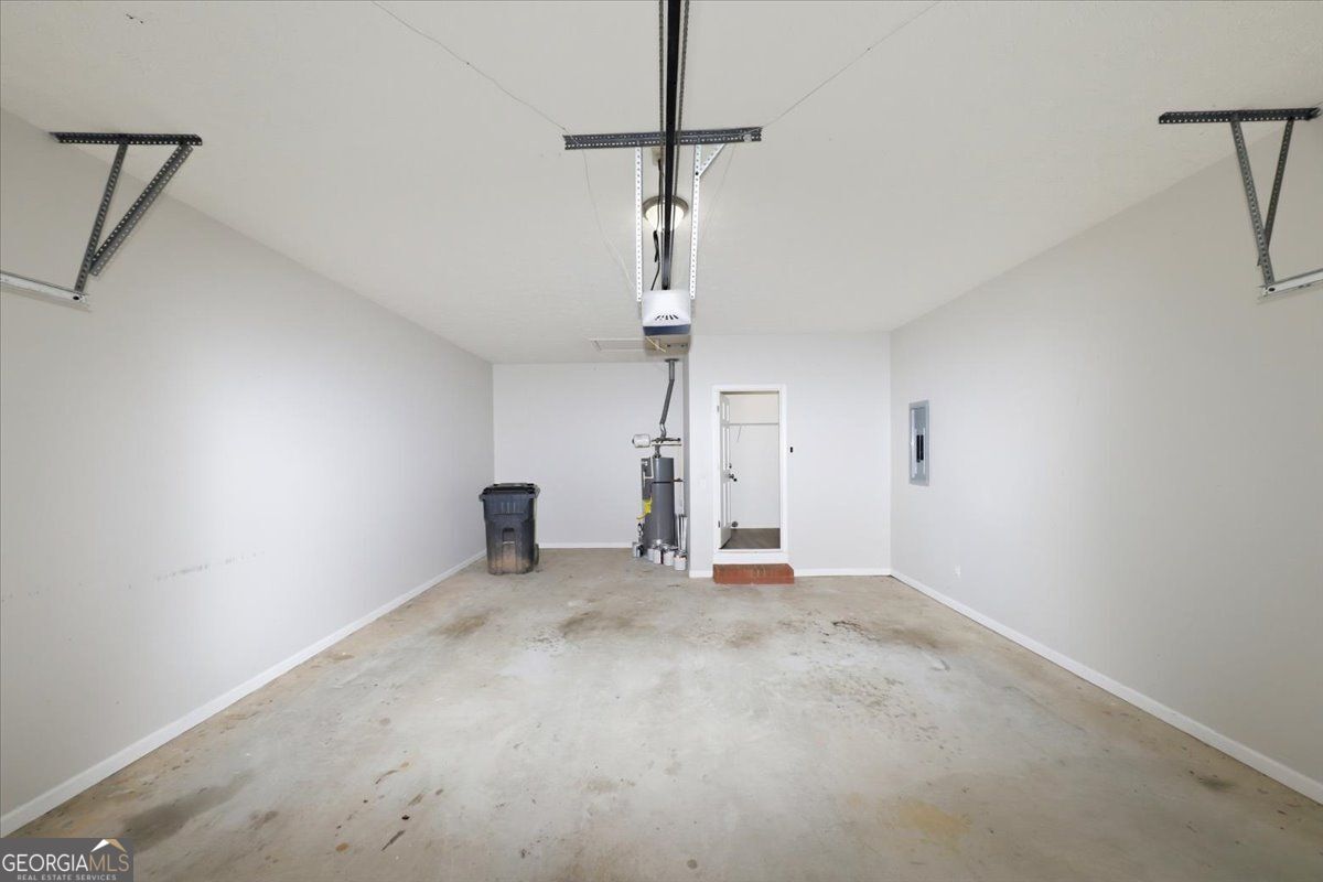 245 St Martins Drive Se Property Photo 39
