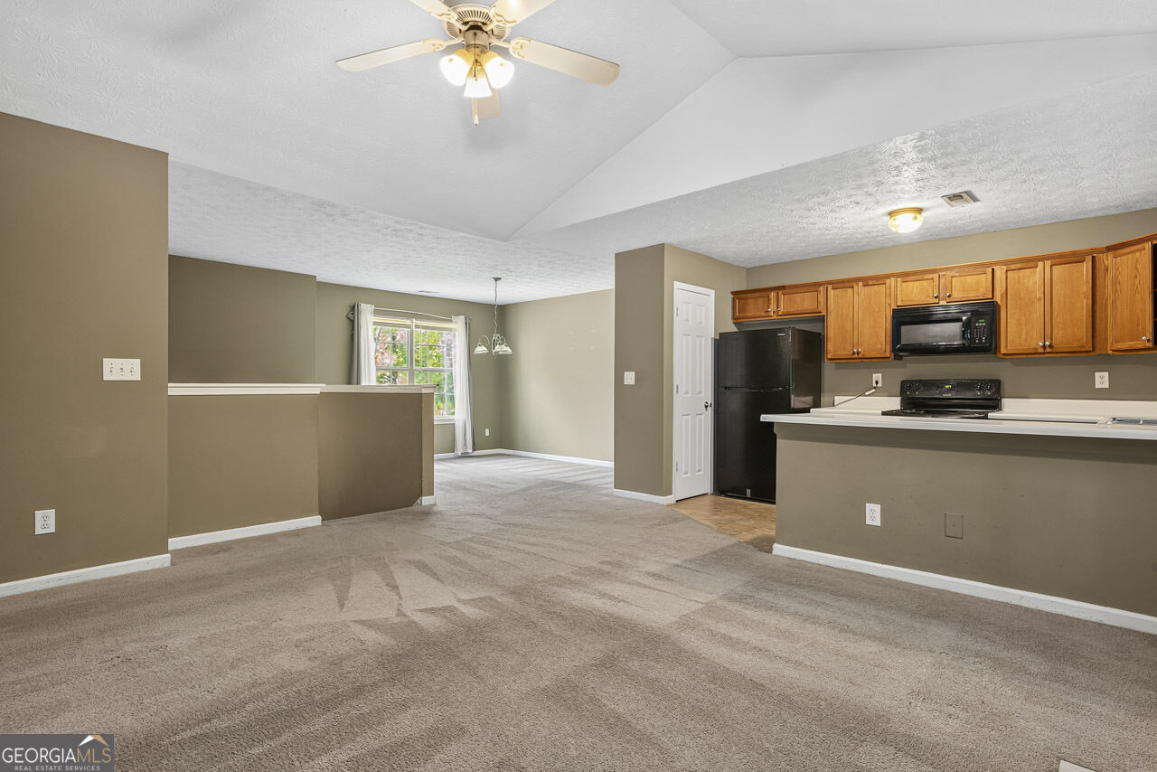 10 Ratliff Drive Property Photo 6