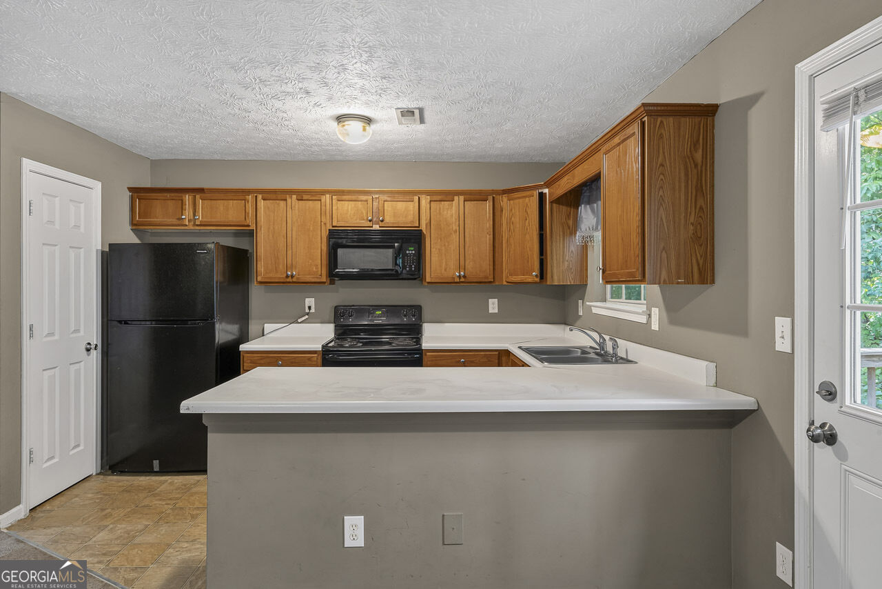 10 Ratliff Drive Property Photo 8