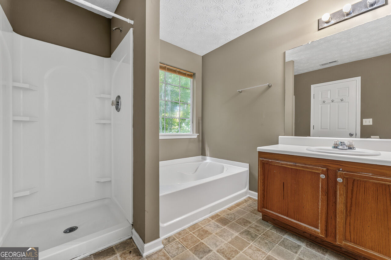 10 Ratliff Drive Property Photo 16