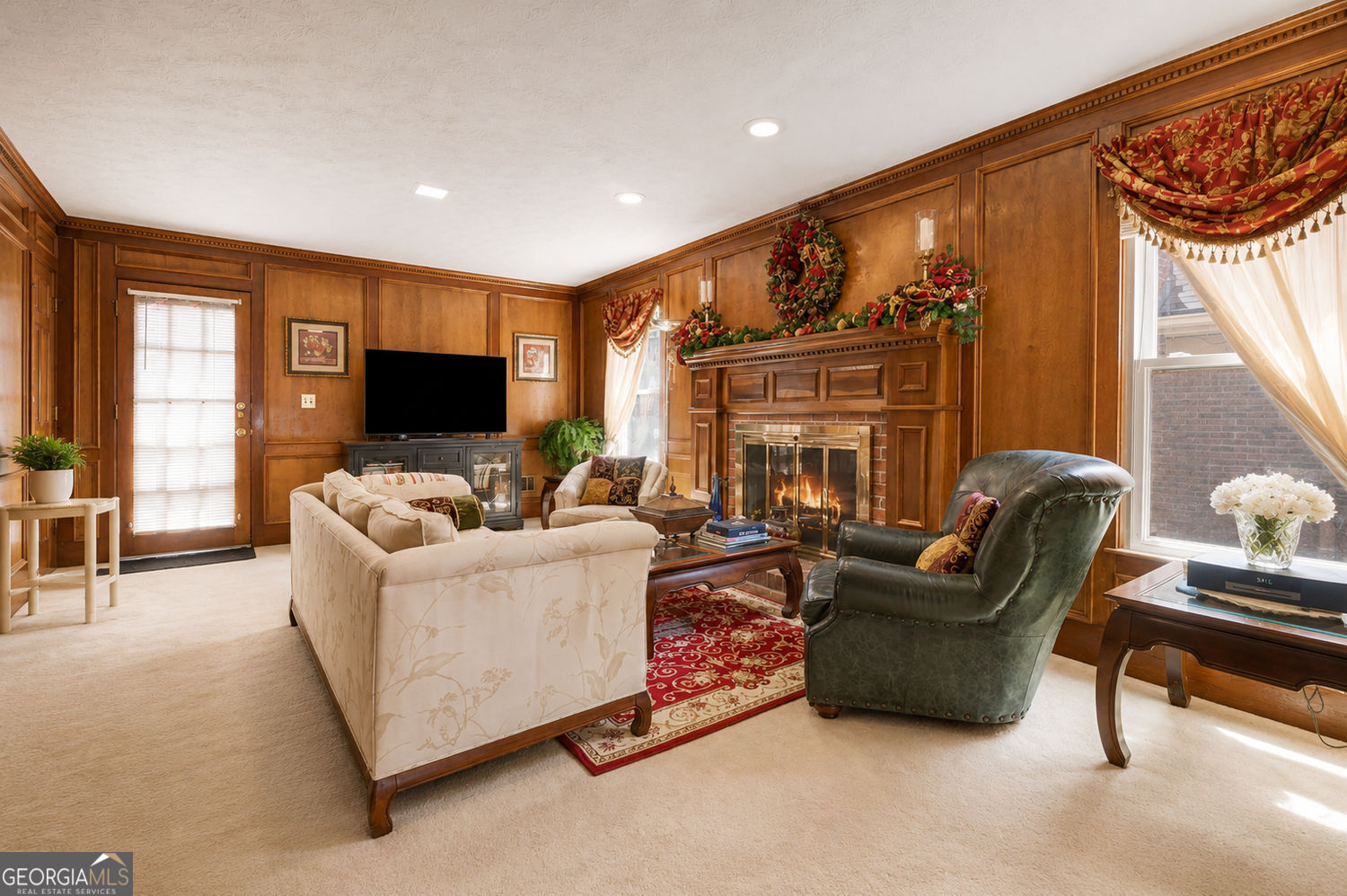 4359 Hambrick Place Property Photo 5