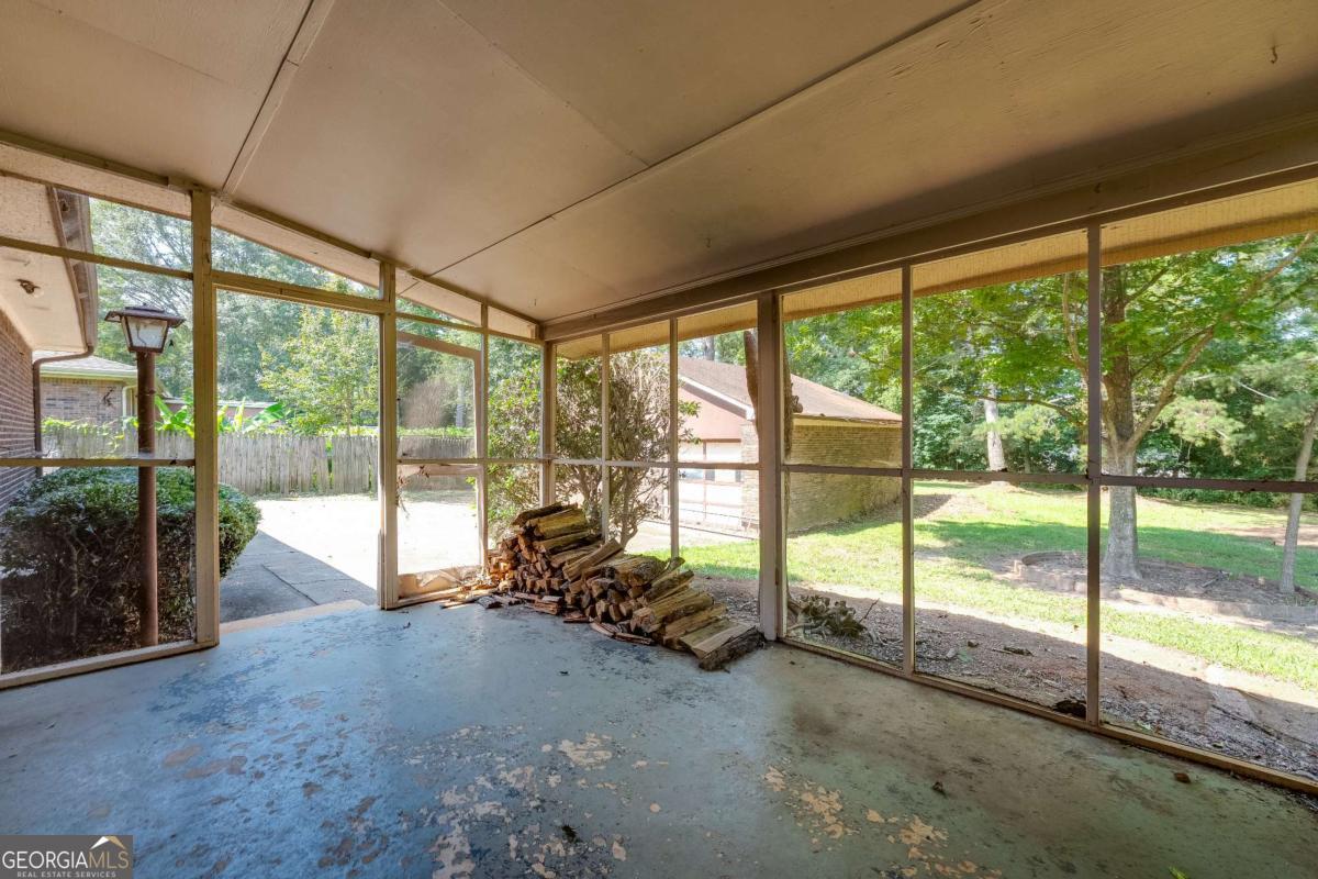 1419 Jon Juca Court Property Photo 32